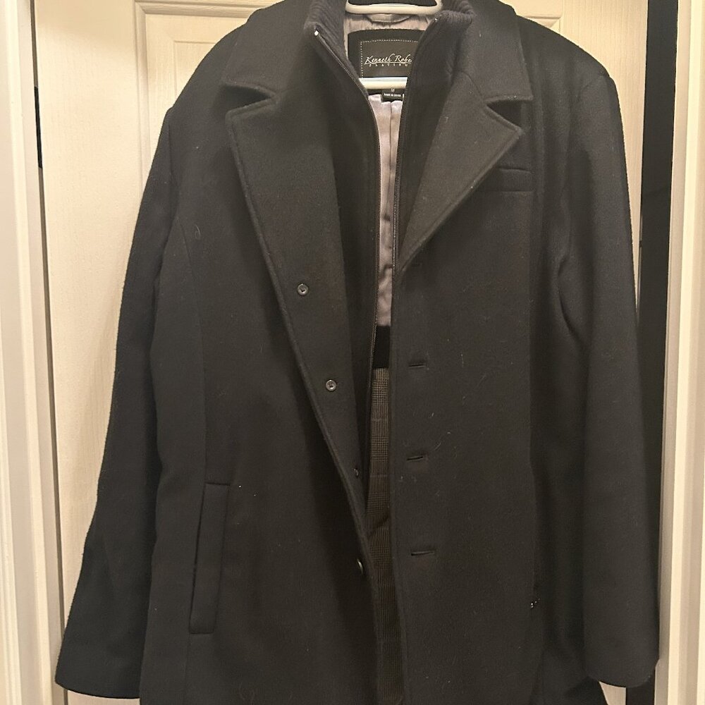 Kenneth Roberts Platinum Men’s Wool Overcoat — Classic, Warm & Tailored (Size M)